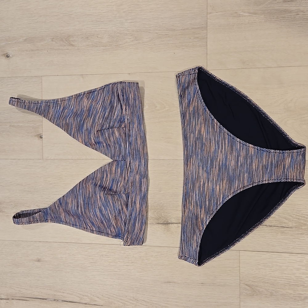 Aerie Scoop bikini top and bottom size medium
